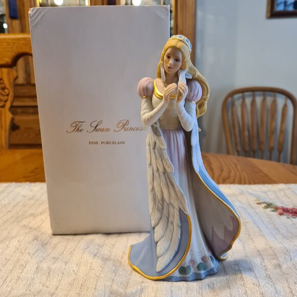 The Swan Princess, Lenox, Legendary Princesses Collection - Picture 1 of 7
